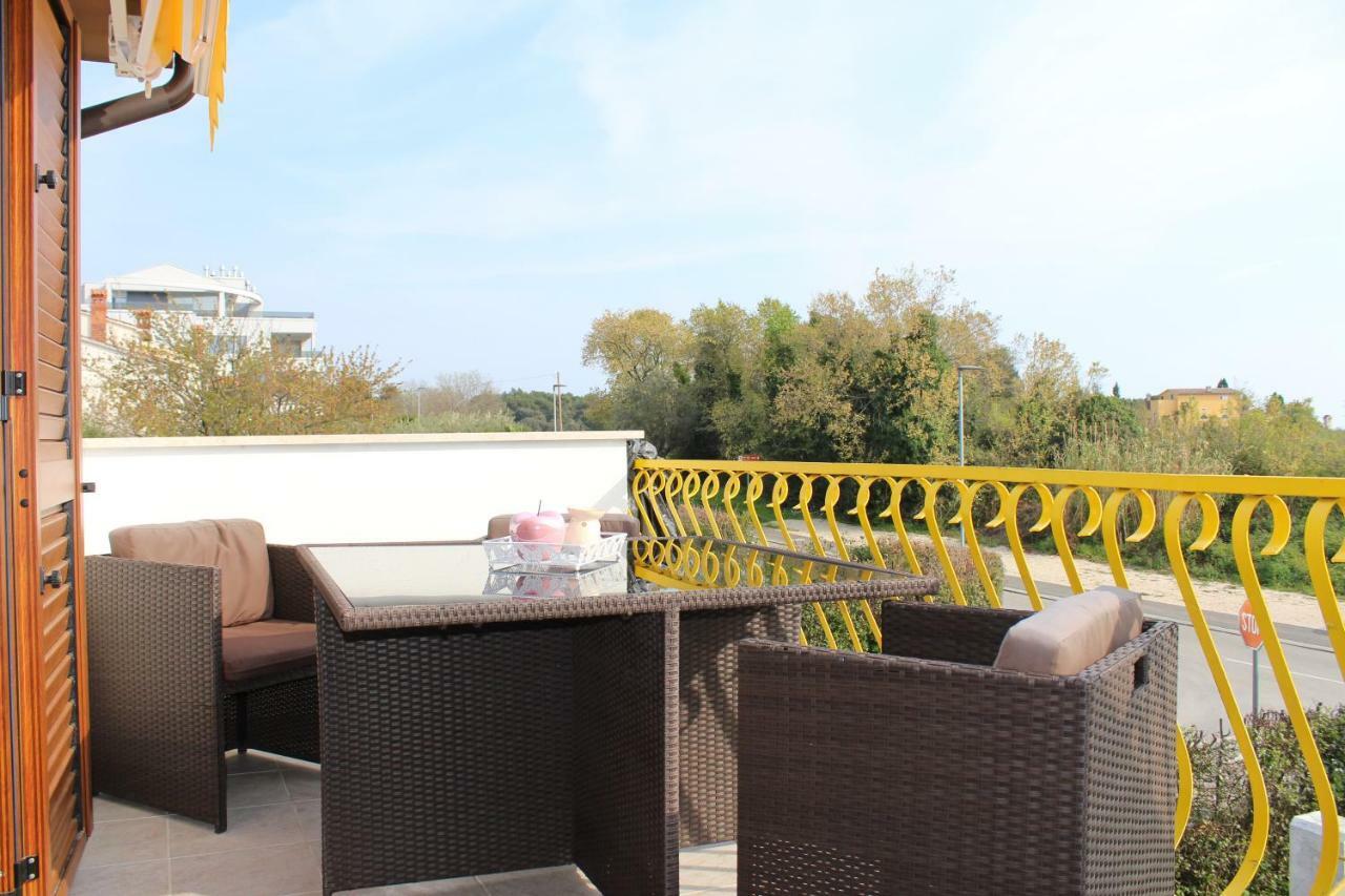 Apartman Sasa 로비니 외부 사진